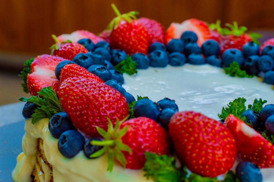 decorating cake with fruit